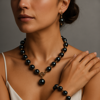 Emilia Classic Pearl Set