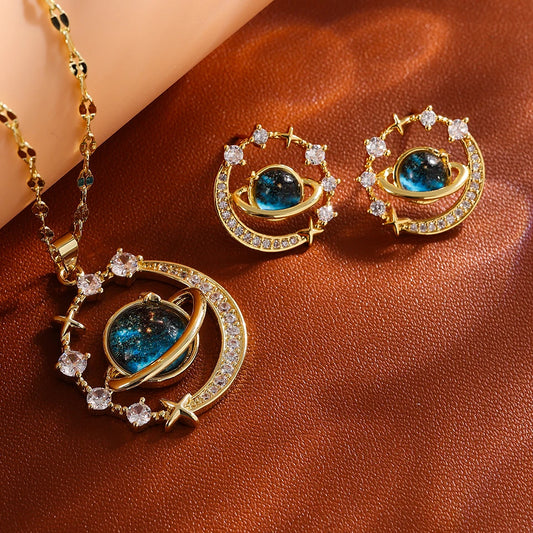 Lunaire Orbit Collection