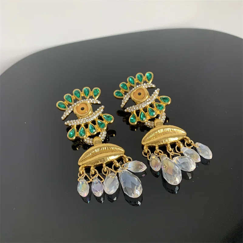AVANT GARDE EARRING